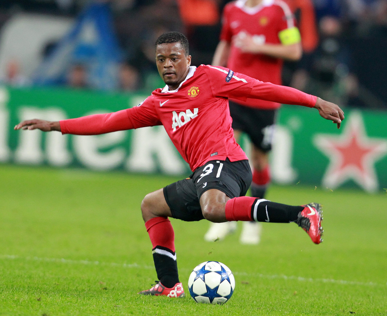 都表现出了 都表现出了